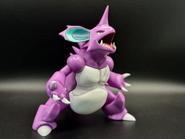 [IN STOCK] 1/20 Scale World Figure [Mega] - Nidoking